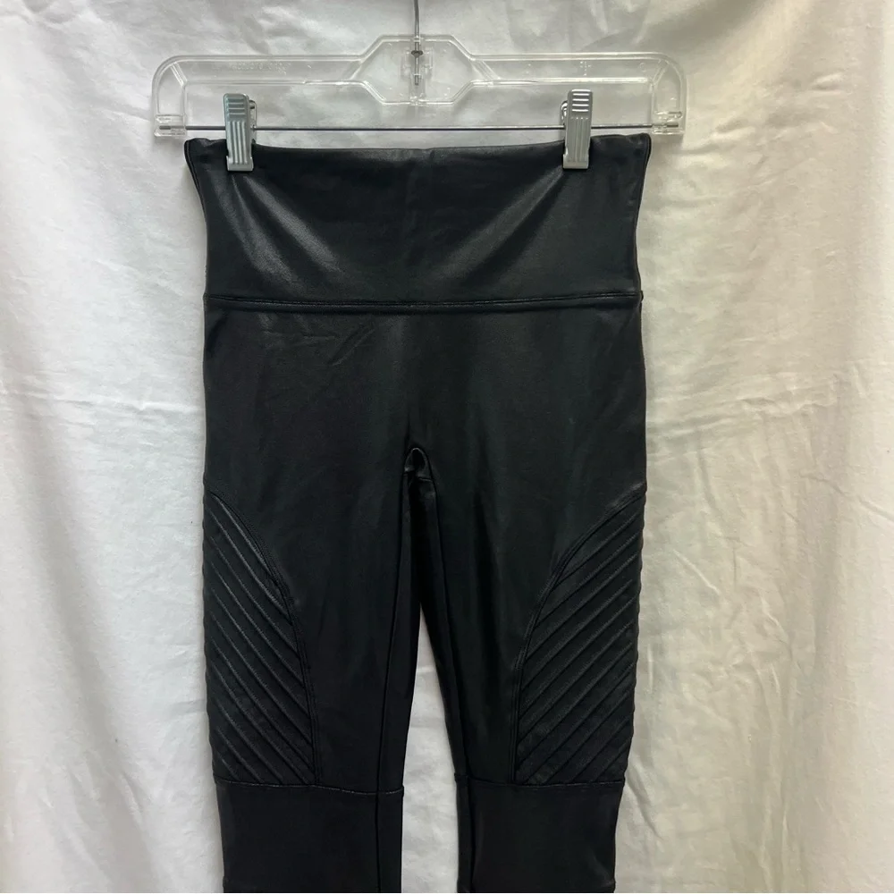 SPANX black faux leather leggings with stripe detail. - Picture 3 of 11